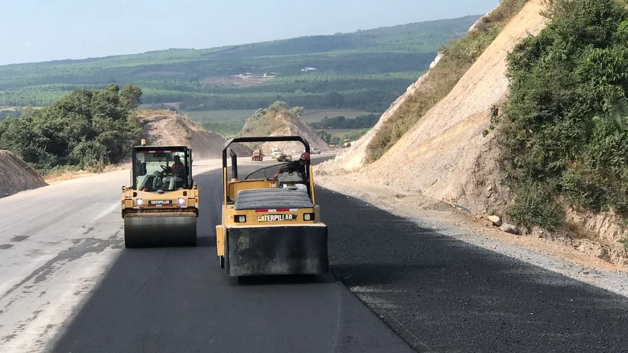 AUTOPISTA LAS VARAS